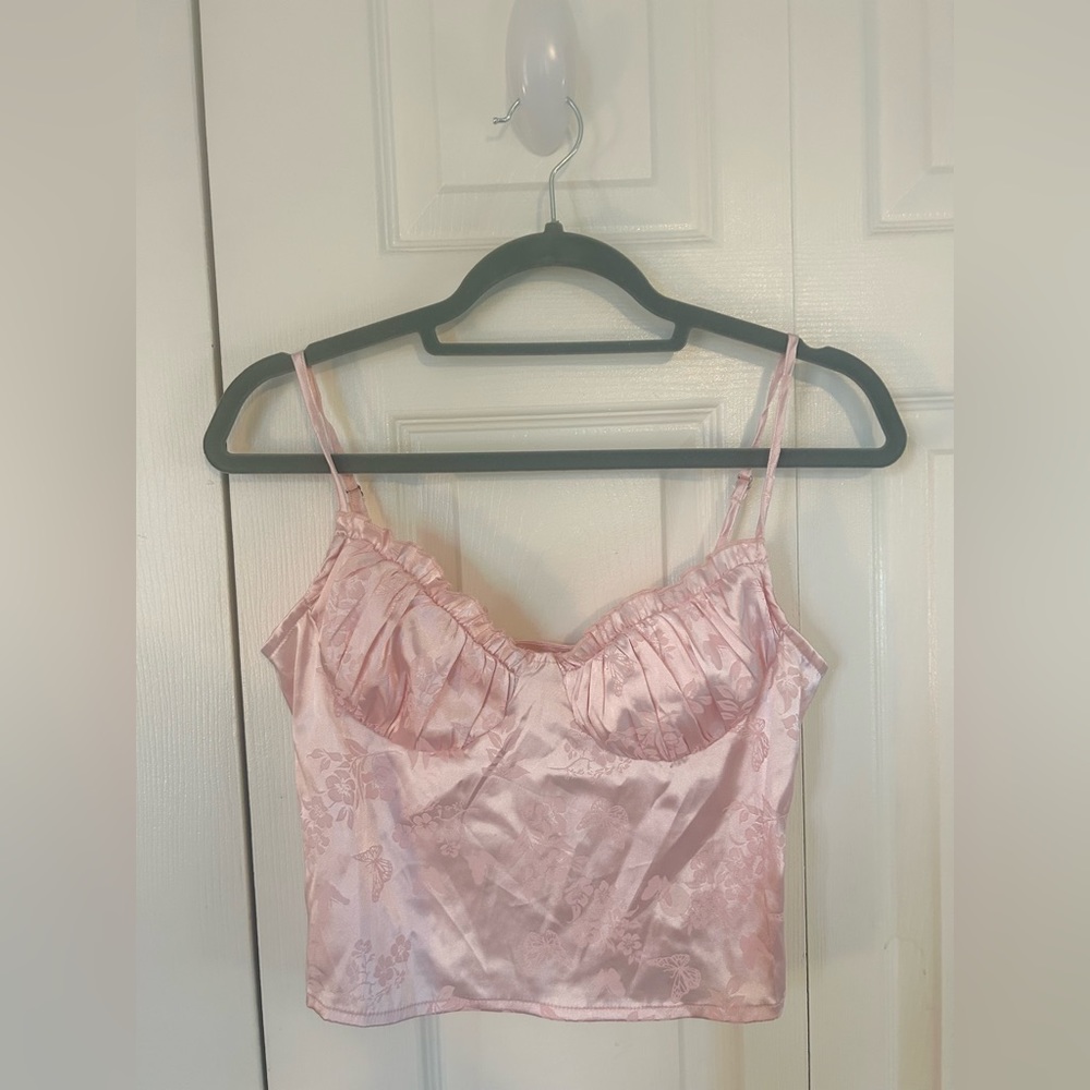 NEVER WORN baby pink pacsun cropped tank!